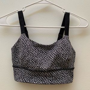 Lululemon sports bra size 4